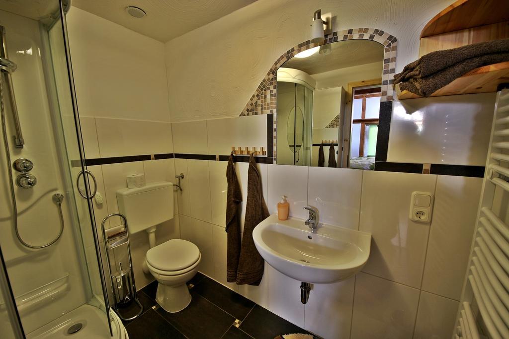 Am Ruebenkeller Bed & Breakfast Binzenbach Room photo